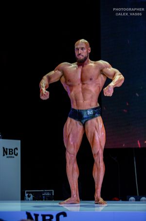 CLASSIC PHYSIQUE НОВИЧКИ